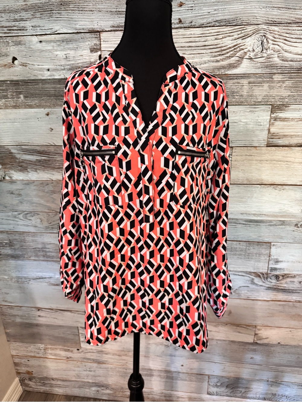 NWT Notations Coral and Black Geometric V-Neck Tunic